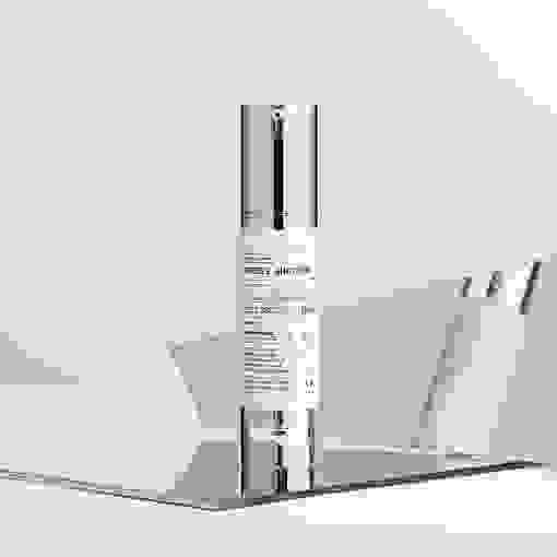 VT Reedle Shot 300 50ml bottle on a clean white background, highlighting sleek and modern packaging.
